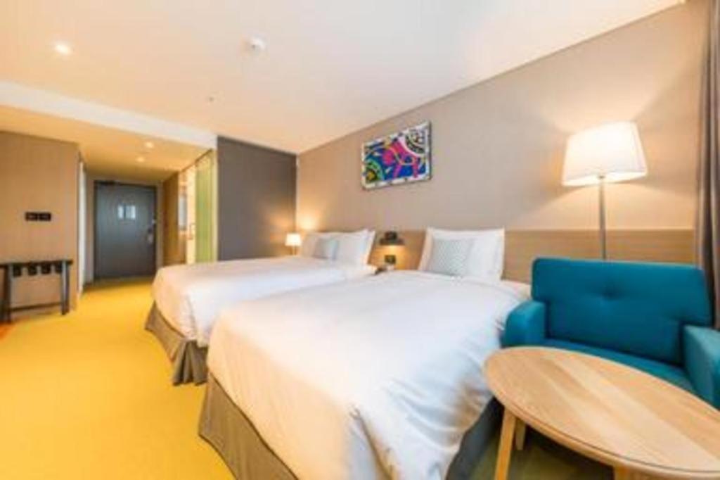 Howard Johnson By Wyndham Incheon Airport Exterior photo
